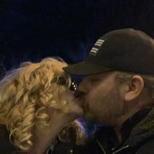 Meet your Posher, Kelley